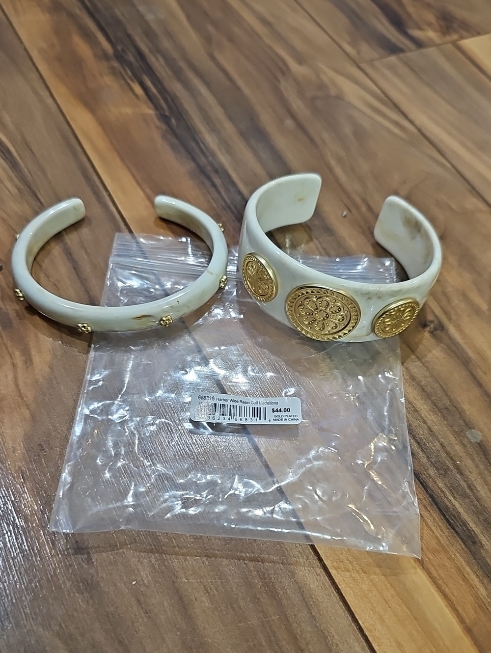 Spartina Harbor Wide Resin Gold Cuff Resin Bracelets Set Of 2